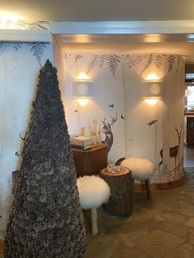 Hotel Le Grand Chalet Favre Saint-Luc Esterno foto