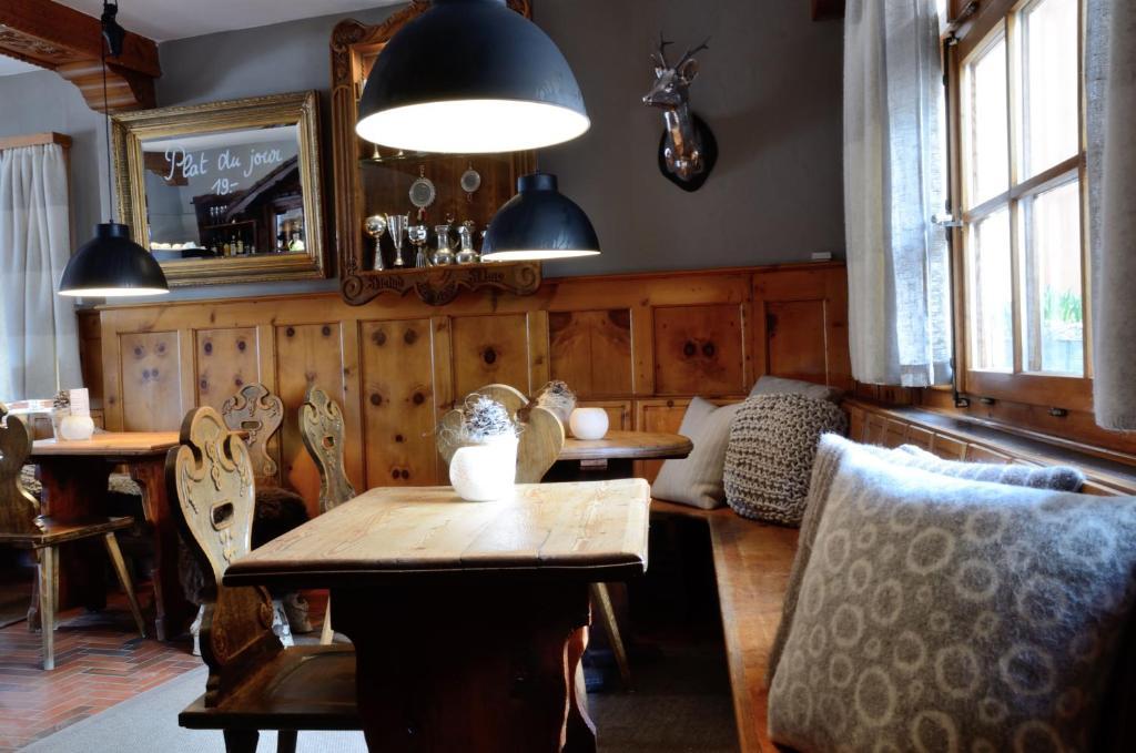 Hotel Le Grand Chalet Favre Saint-Luc Esterno foto
