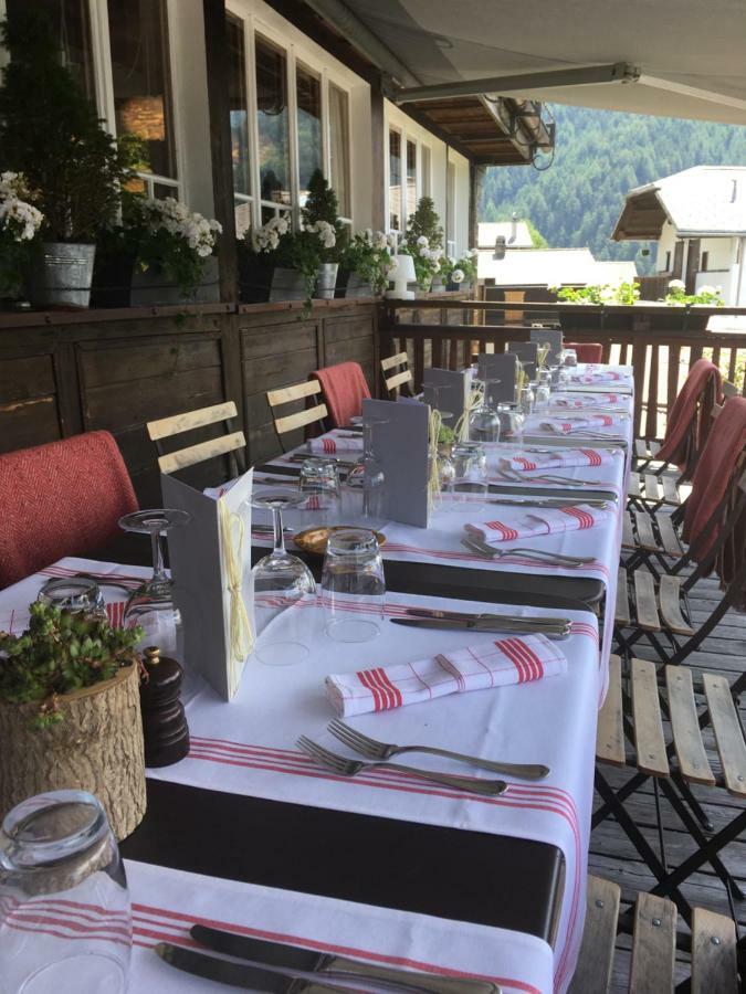 Hotel Le Grand Chalet Favre Saint-Luc Esterno foto